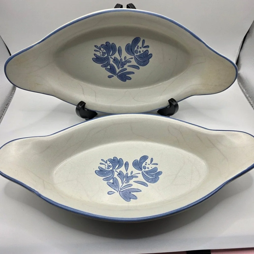 Vintage‎ Pfaltzgraff Yorktowne Blue Floral Lrg Oval Au Gratin Bakers Set of 2